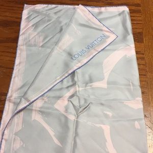 Louis Vuitton scarf